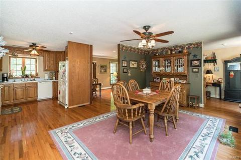 809 Garonne Dr, Manchester, MO 63021 photo 4