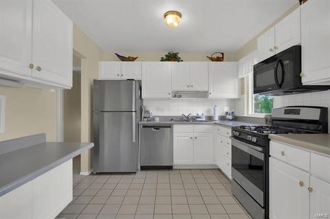 413 Ranch Dr, Manchester, MO 63011 photo 7