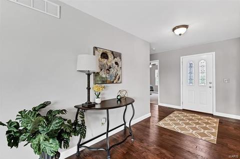 2000 Alana Ln, O'fallon, MO 63366 photo 4