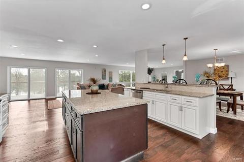 2000 Alana Ln, O'fallon, MO 63366 photo 13