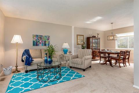 1484 Sandpointe Ct, Manchester, MO 63021 photo 3