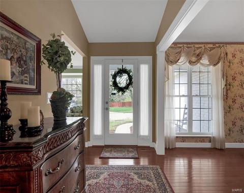 16067 Canterbury Ests, Ellisville, MO 63021 photo 6