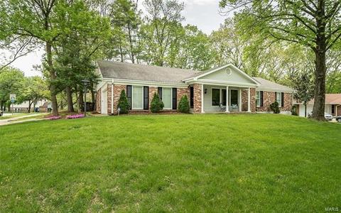 5 Sugar Hill Ct, Manchester, MO 63021 photo 2