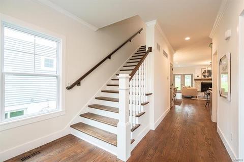927 Dwyer Ave, Glendale, MO 63122 photo 3