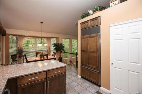 1134 Richland Meadows Dr, Ballwin, MO 63021 photo 11