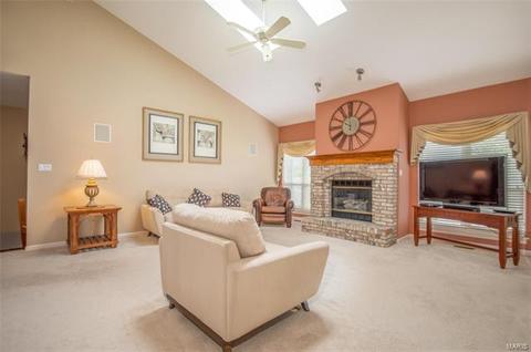 242 Greenburn Dr, Weldon Spring, MO 63304 photo 8