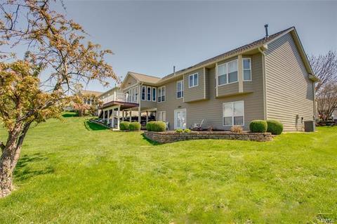 242 Greenburn Dr, Weldon Spring, MO 63304 photo 4