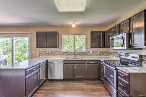 219 Royallmanor Ln, O'fallon, MO 63368 photo 7