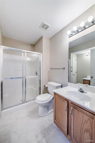 219 Royallmanor Ln, O'fallon, MO 63368 photo 12