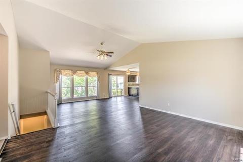 219 Royallmanor Ln, O'fallon, MO 63368 photo 5