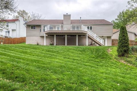 81 Pineview Rdg, Saint Charles, MO 63303 photo 19