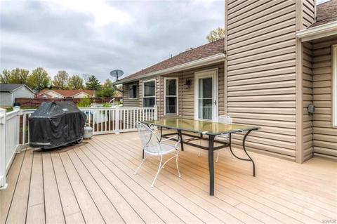 81 Pineview Rdg, Saint Charles, MO 63303 photo 15