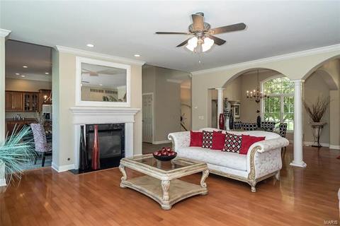 657 Clifden Dr, Weldon Spring, MO 63304 photo 17