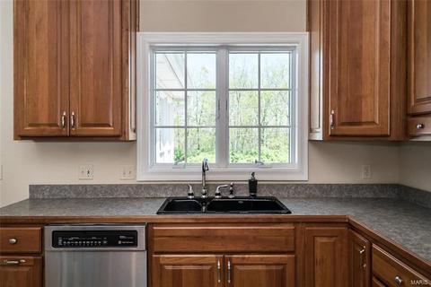 657 Clifden Dr, Weldon Spring, MO 63304 photo 36