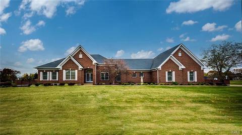 657 Clifden Dr, Weldon Spring, MO 63304 photo 1
