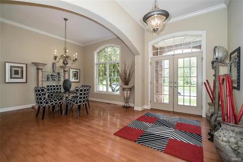 657 Clifden Dr, Weldon Spring, MO 63304 photo 9