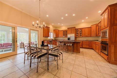657 Clifden Dr, Weldon Spring, MO 63304 photo 37