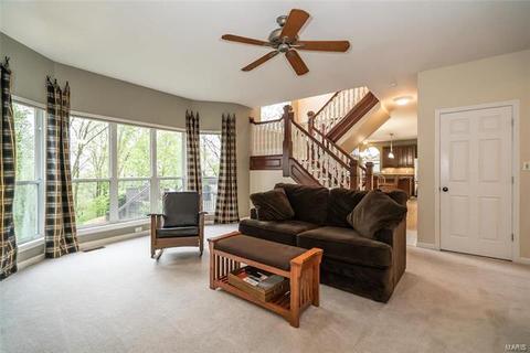 806 Legends View Dr, Eureka, MO 63025 photo 11