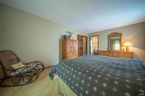 129 Hidden Creek Dr, Ellisville, MO 63011 photo 10