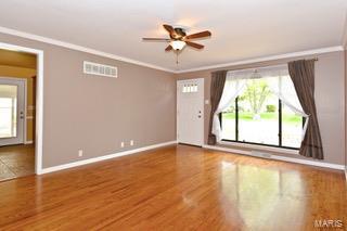 324 Saint Lawrence Dr, Ballwin, MO 63021 photo 9