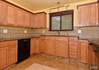 324 Saint Lawrence Dr, Ballwin, MO 63021 photo 8