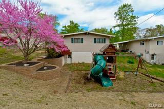 324 Saint Lawrence Dr, Ballwin, MO 63021 photo 4