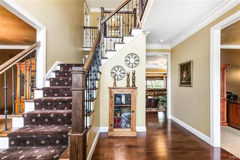 803 Shady Castle Ct, Ballwin, MO 63021 photo 9