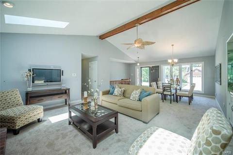 870 Ivy Trce, Ballwin, MO 63021 photo 4