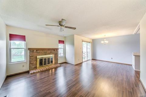 1017 Alpine Ridge Dr, Ballwin, MO 63021 photo 4