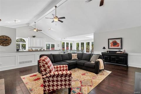 1217 Grey Fox Run, Weldon Spring, MO 63304 photo 9