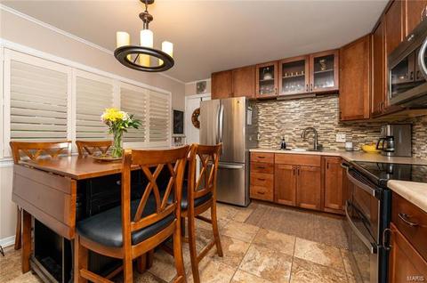 1216 Foxview Ter, Ballwin, MO 63011 photo 12