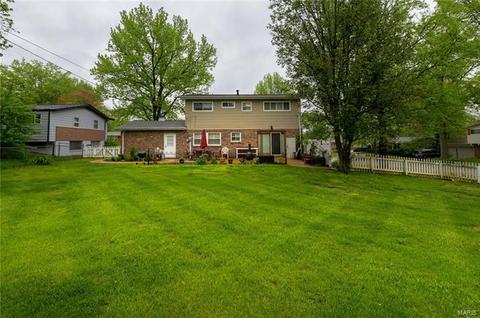 1216 Foxview Ter, Ballwin, MO 63011 photo 32