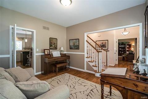 931 Pheasant Woods Dr, Manchester, MO 63021 photo 3