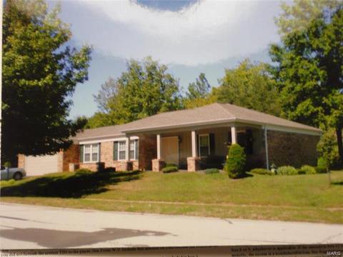 1013 Van Dyke, Ballwin, MO 63011 photo 1