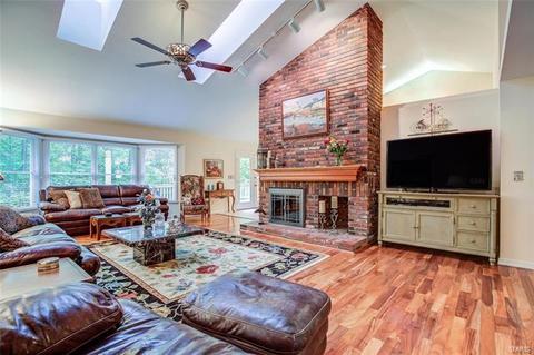 530 Cool Dell Ct, Ballwin, MO 63021 photo 6