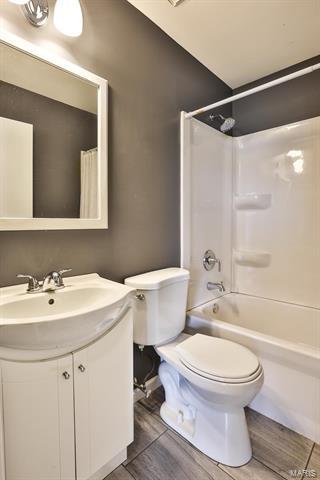 10 Mallard Pointe Dr, O'fallon, MO 63368 photo 14