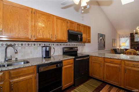 727 Windy Rdg, Ballwin, MO 63021 photo 9