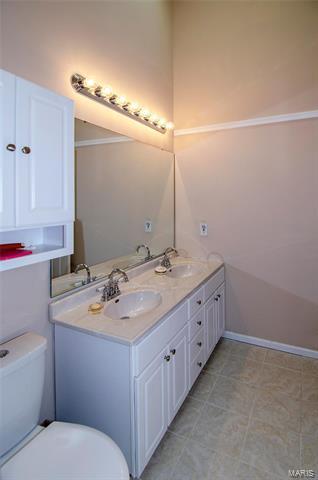 727 Windy Rdg, Ballwin, MO 63021 photo 13