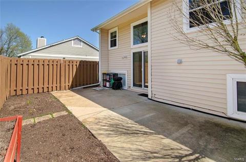 727 Windy Rdg, Ballwin, MO 63021 photo 22