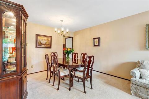 407 Marie Ln, Manchester, MO 63011 photo 4