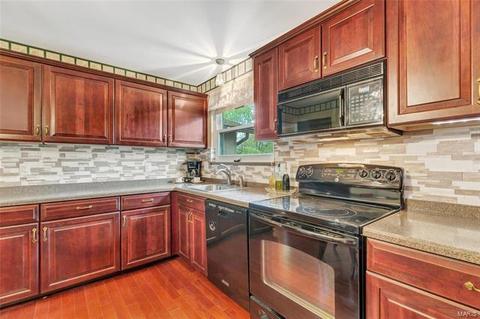 407 Marie Ln, Manchester, MO 63011 photo 13
