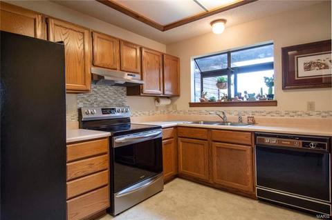 1703 Hemingway Ln, Weldon Spring, MO 63304 photo 7
