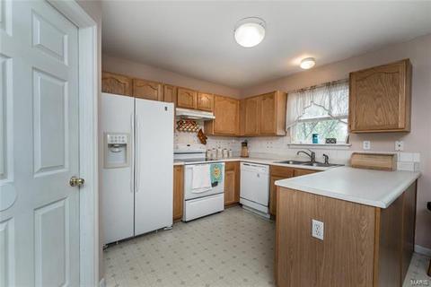 6 Sapphire Ct, O'fallon, MO 63366 photo 7