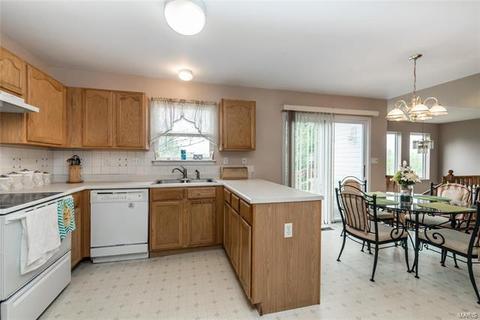 6 Sapphire Ct, O'fallon, MO 63366 photo 9