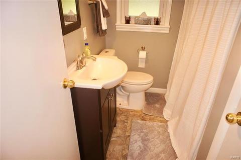 3995 Wright Ave, Saint Ann, MO 63074 photo 6