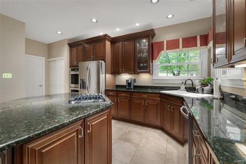 606 Loughmor Pass, Weldon Spring, MO 63304 photo 18