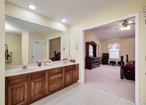 869 Mallard Woods, Manchester, MO 63021 photo 16