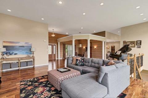 809 Spring Cove Ct, Eureka, MO 63025 photo 14