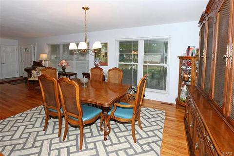 5406 Danforth Dr, Saint Louis, MO 63129 photo 6
