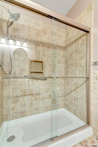 256 Valleybrook Ct, O'fallon, MO 63368 photo 18